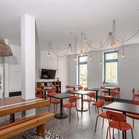 Des Arts Albergue